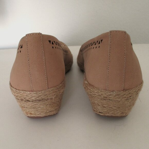 Easy Spirit "Derely" Womens Tan Laser-cut Leather Jute 1.5" Wedge Shoe NWOB- 10M - Picture 9 of 10